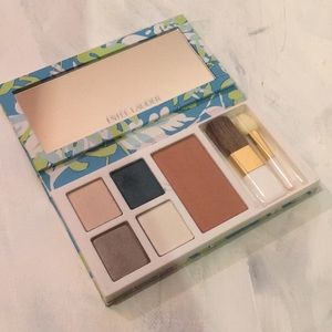🆕 Estée Lauder eyeshadow and Blush Palette